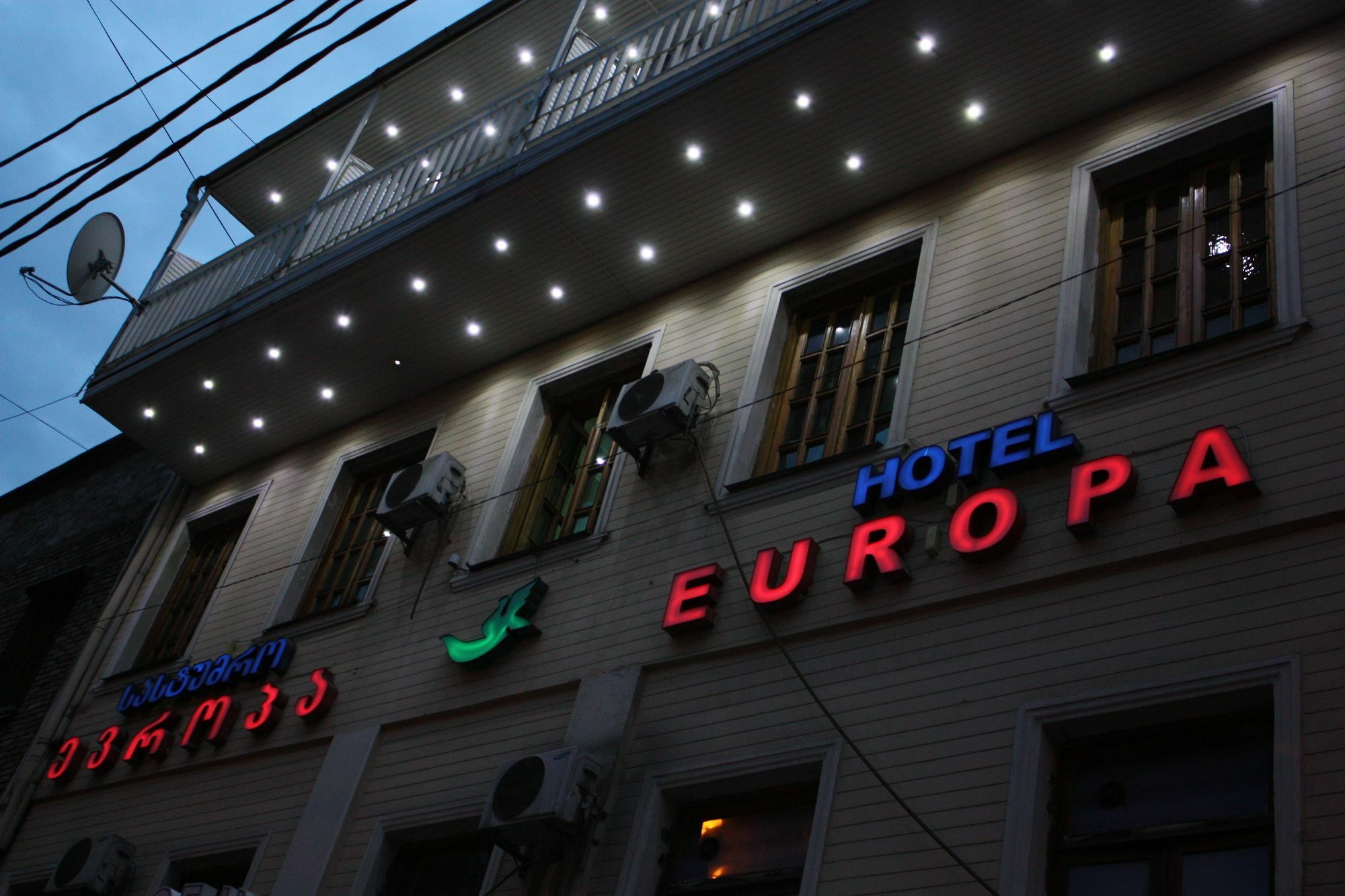Europa Hotel Tbilisi Esterno foto